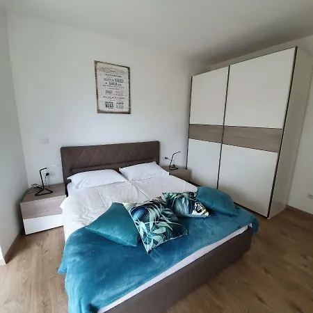 Blue Water Apartment Zrnovo